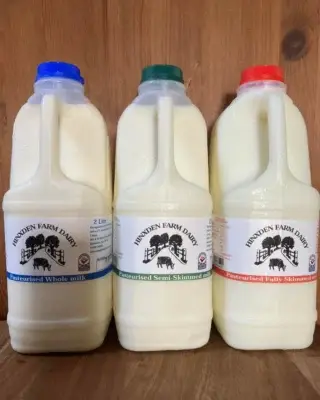 So what’s the difference between your milk and supermarket milk? 👇
Part 3 

Our whole milk has higher fat content. 

Looping back to the processing part… our milk is only pasteurised. It’s not homogenised or  fat standardised like the supermarket milk 

Fat standardisation is the process of  separating the raw whole milk creating skimmed milk and cream which are then blended back together in precise ratios to achieve the desired final fat percentage for all milk types. 

Our whole milk stays whole and is only pasteurised. 
This is what makes it so desirable for baristas and ice cream parlours to use as it’s got a higher fat content than the supermarket milk and because it is not homogenised, it allows the latte art to hold its shape for longer. 

Our Whole milk 4.2- 4.3 % fat

Supermarket whole milk is 3.7% fat 

Our semi-skimmed and skimmed milks are in essence,  fat standardised, because that’s how semi and skimmed are achieved… you add skimmed milk back into whole milk to create semi-skimmed which comes in at 1.8%. However, it feels and tastes different because it’s not homogenised.